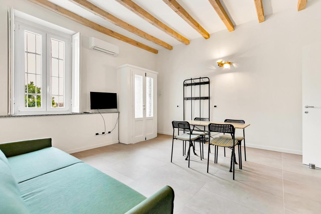 Alessia'S Flat- Naviglio Grande Apartment บุชชินาสโก ภายนอก รูปภาพ